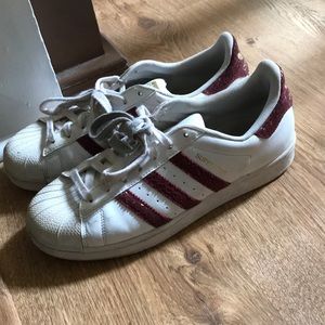 ADIDAS SUPERSTARS
